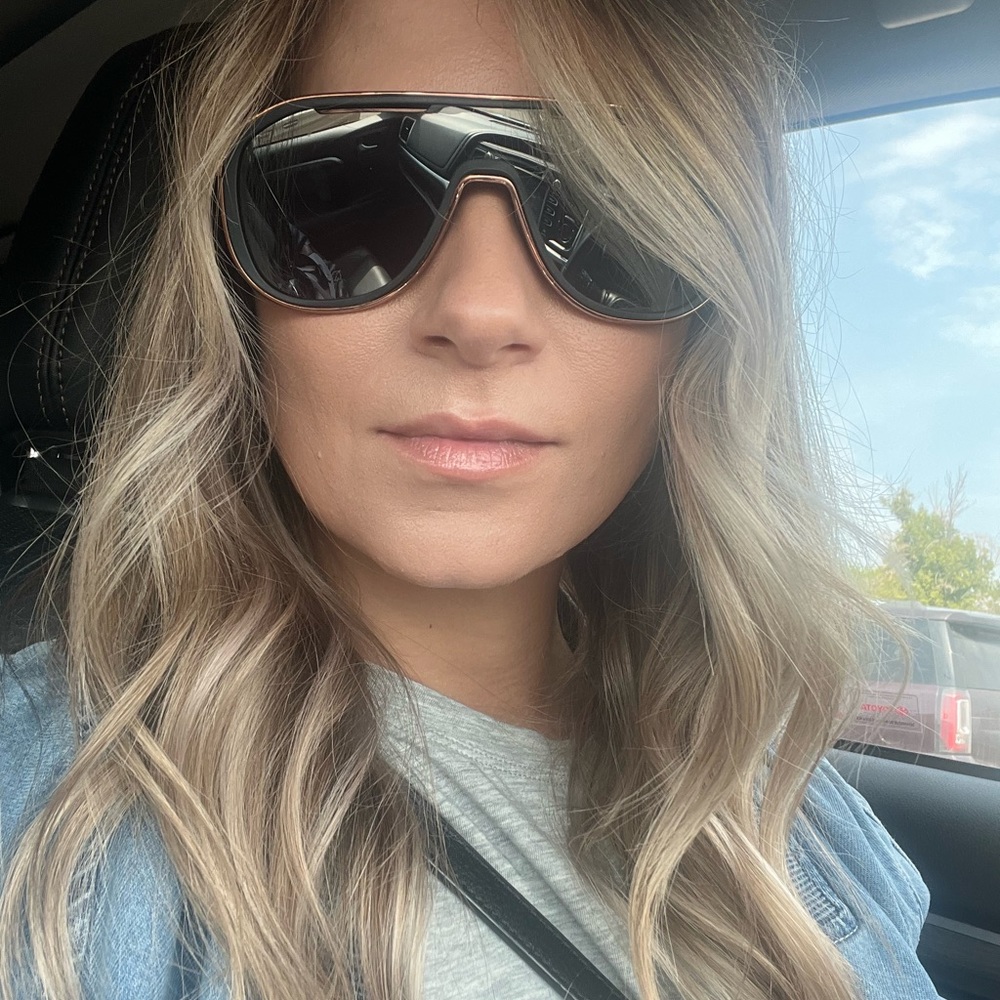 Meet your Posher, Erin